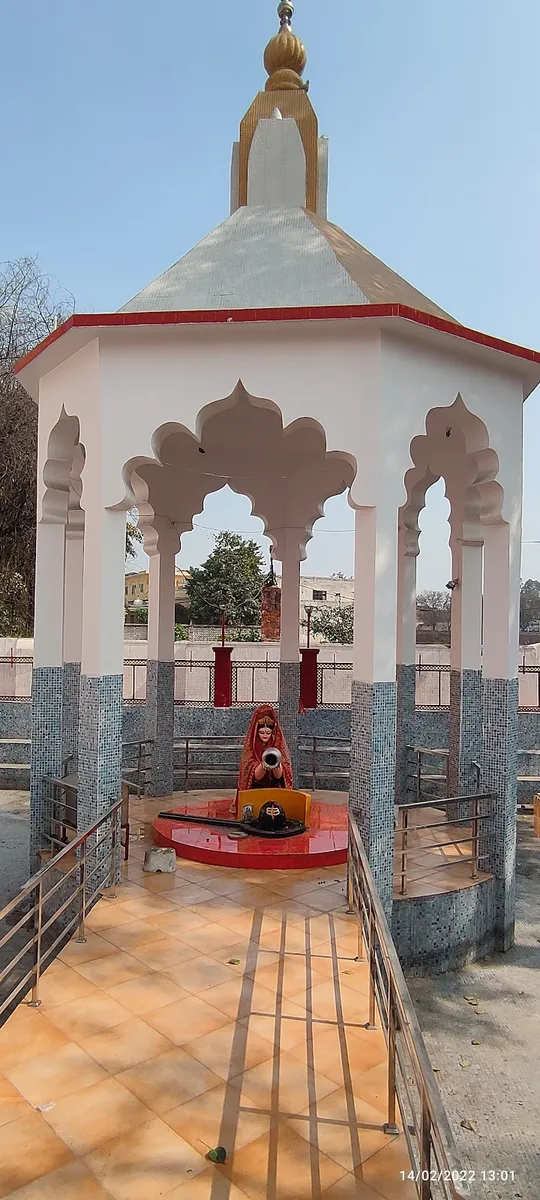 Mata Sati Vrinda Devi Mandir Gufa