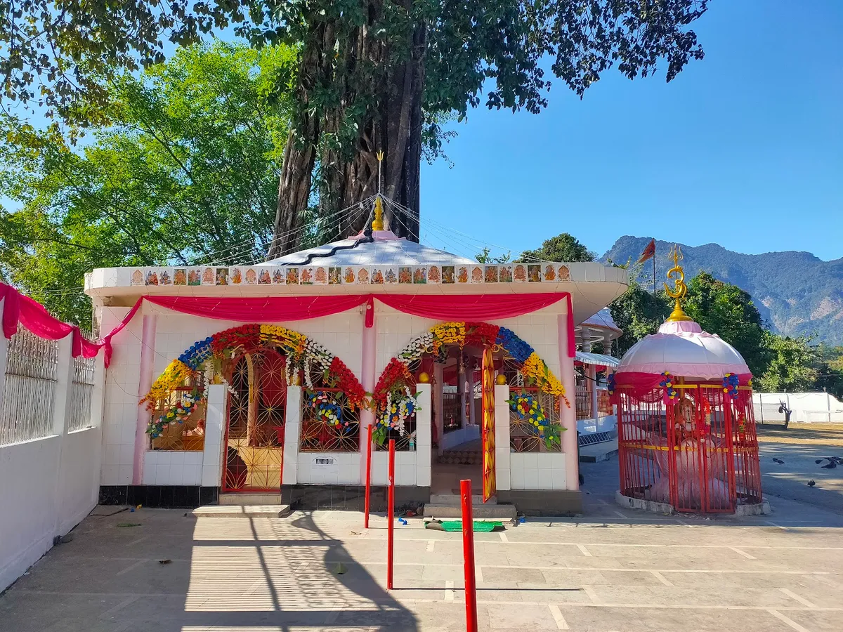 Dangaria Baba Shiva Temple