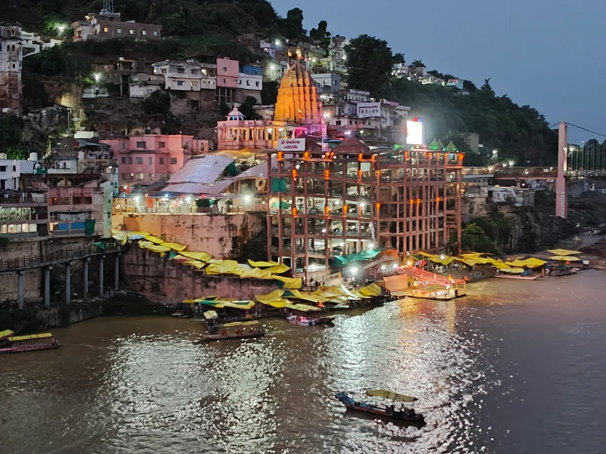 Shri Omkareshwar Jyotirlinga Temple