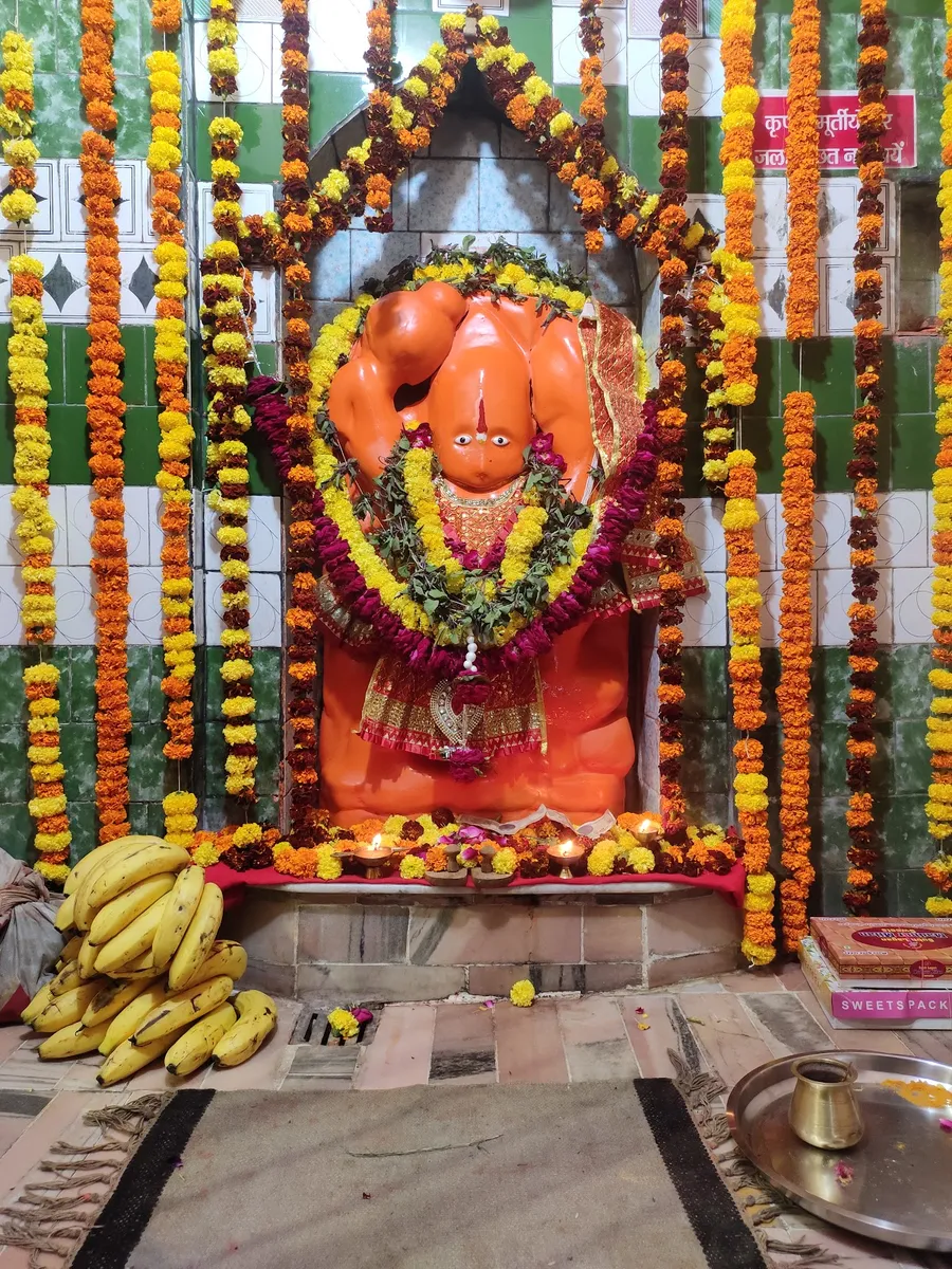 Mahadev Temple,Prayagraj