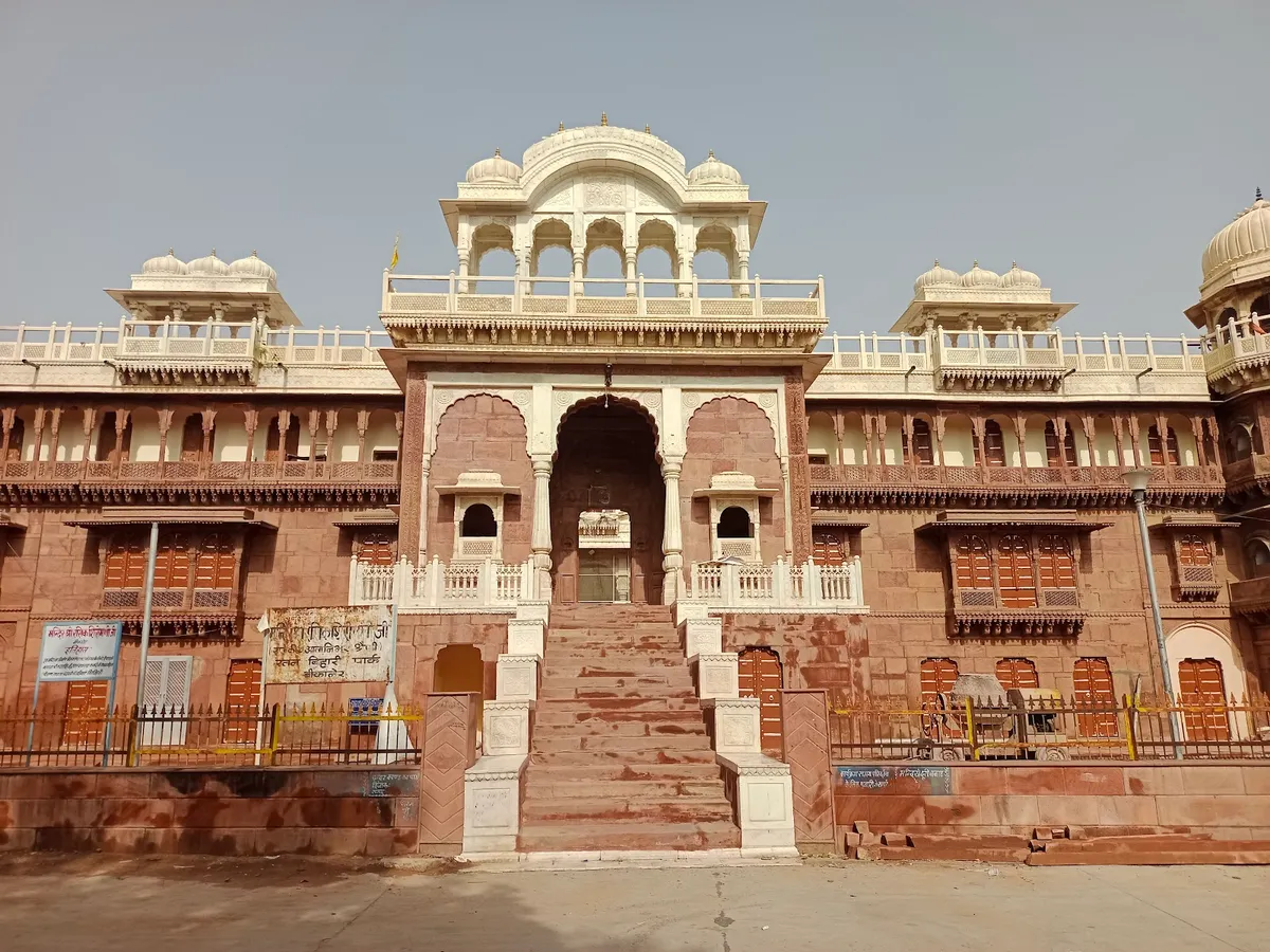 Ratan Bihari Temple
