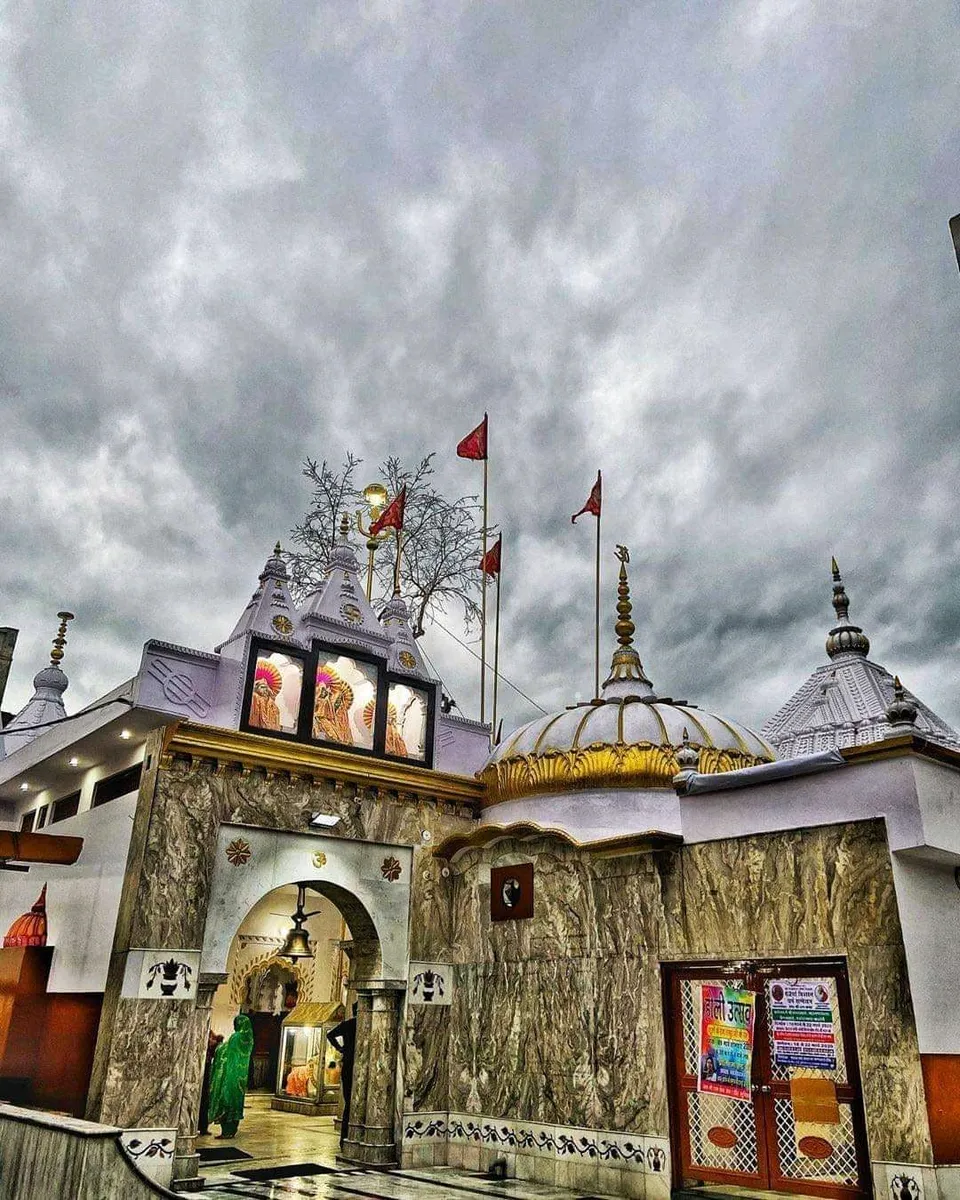 Prachin Temple Sanglan Shivala
