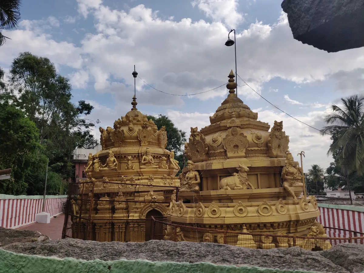 Shri Gavi Gangadhareshwara Swamy Temple