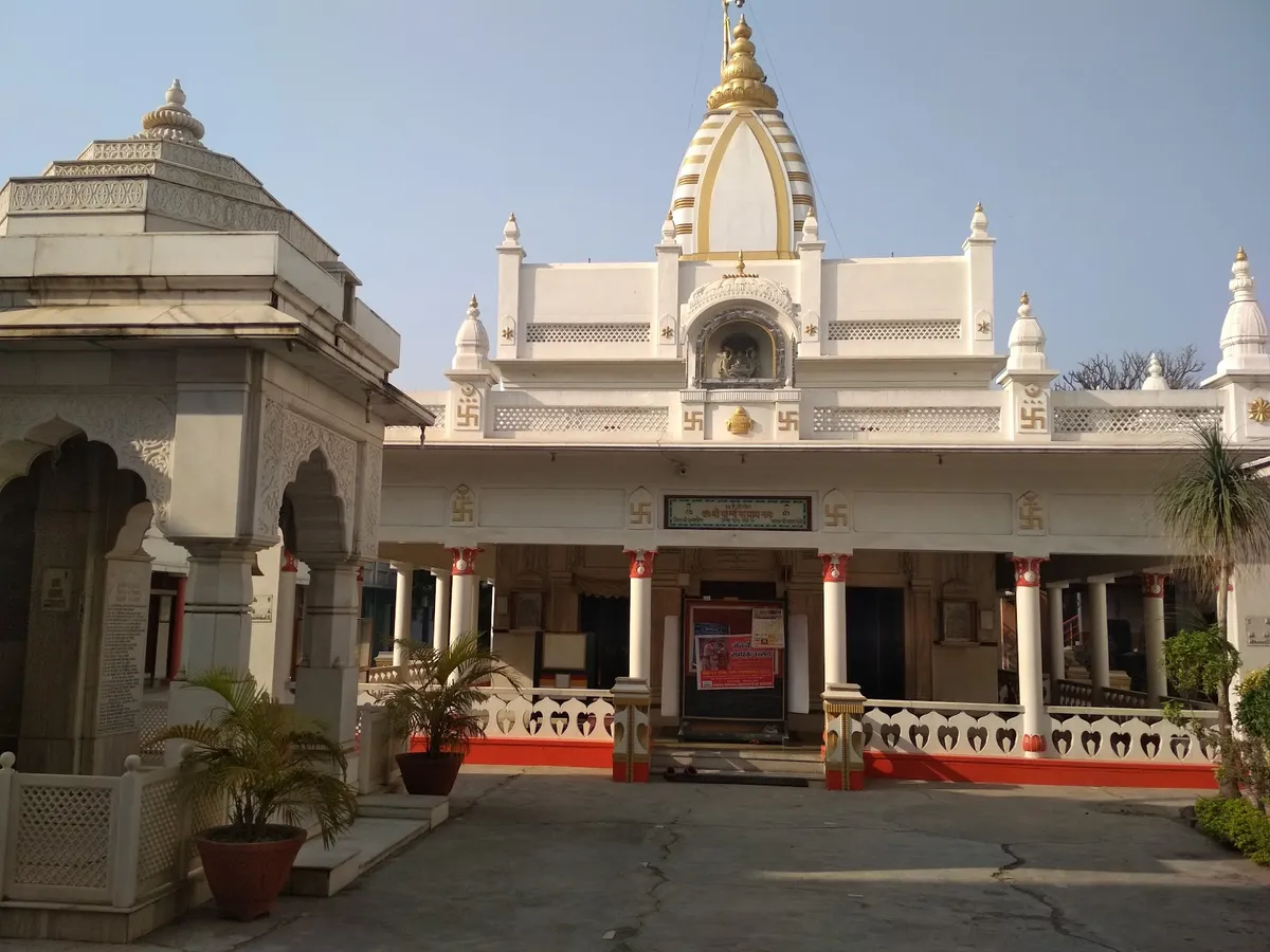 Shri Parshwanath Jain Shwetamber Mandir