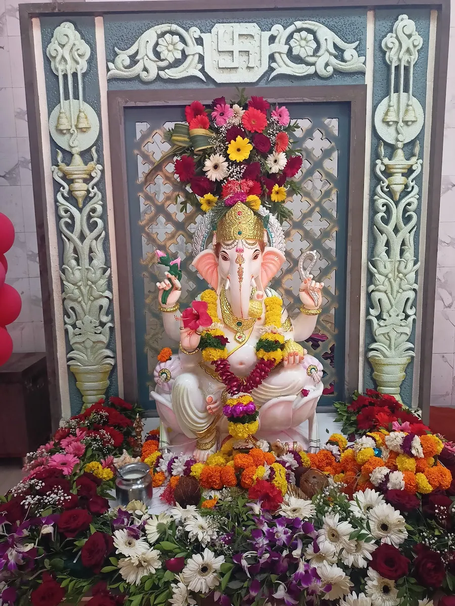 Laxmi Narayan Temple, Dunge