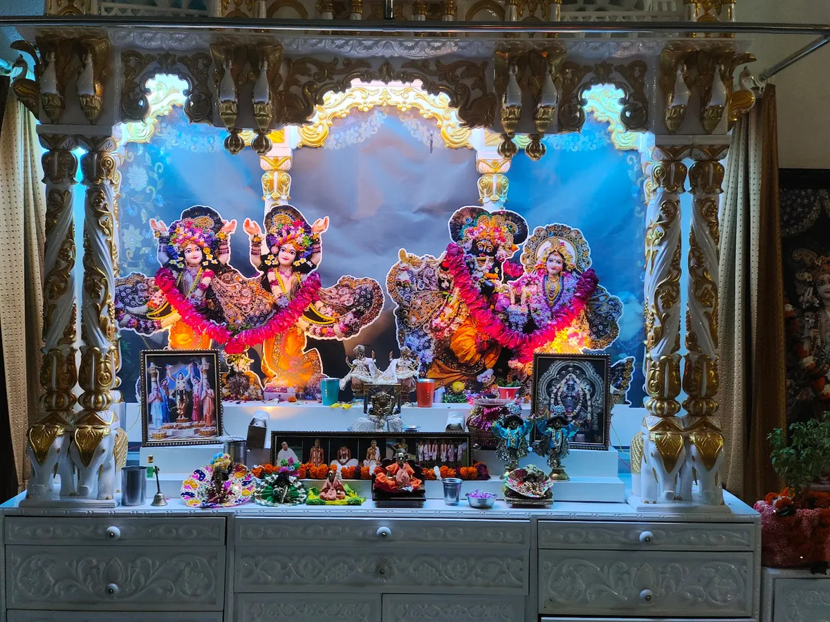 Iskcon Radha Banke Bihari Temple Aligarh