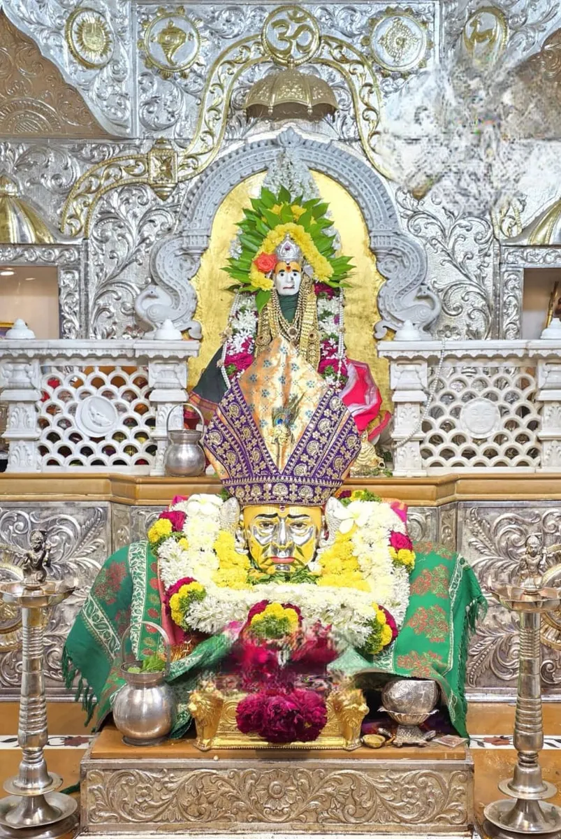 Akkalkot Shri Swami Samarth Samadhi Math