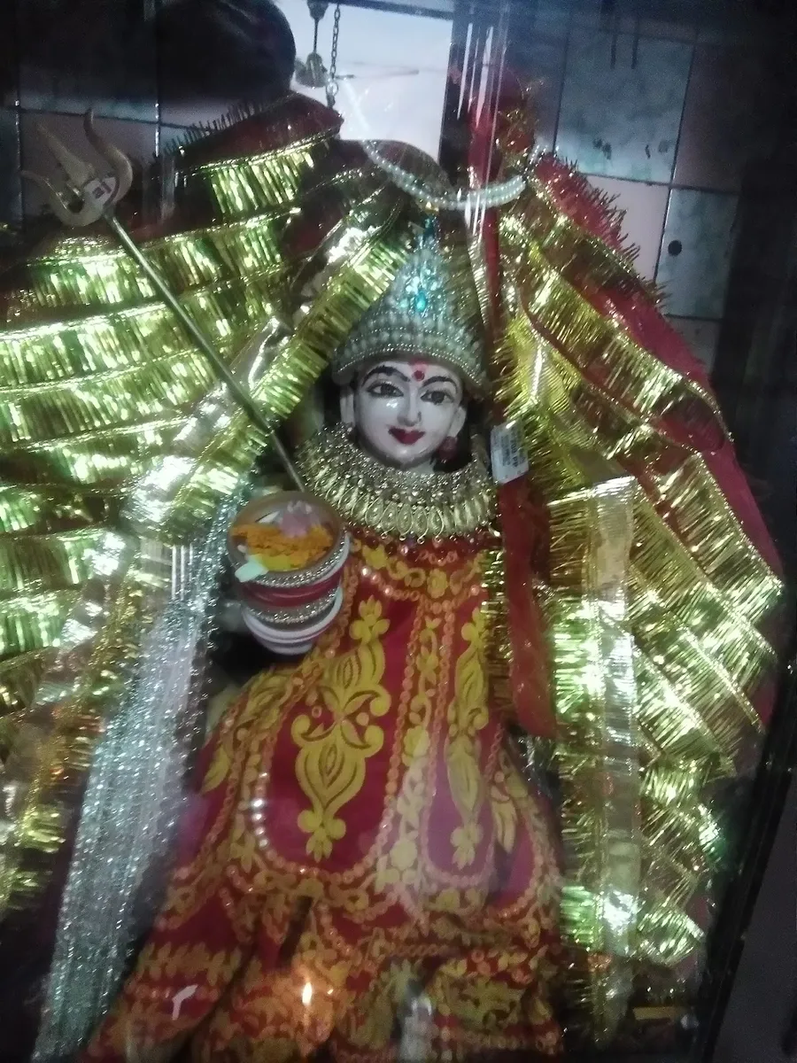 Shiv Mandir, Una