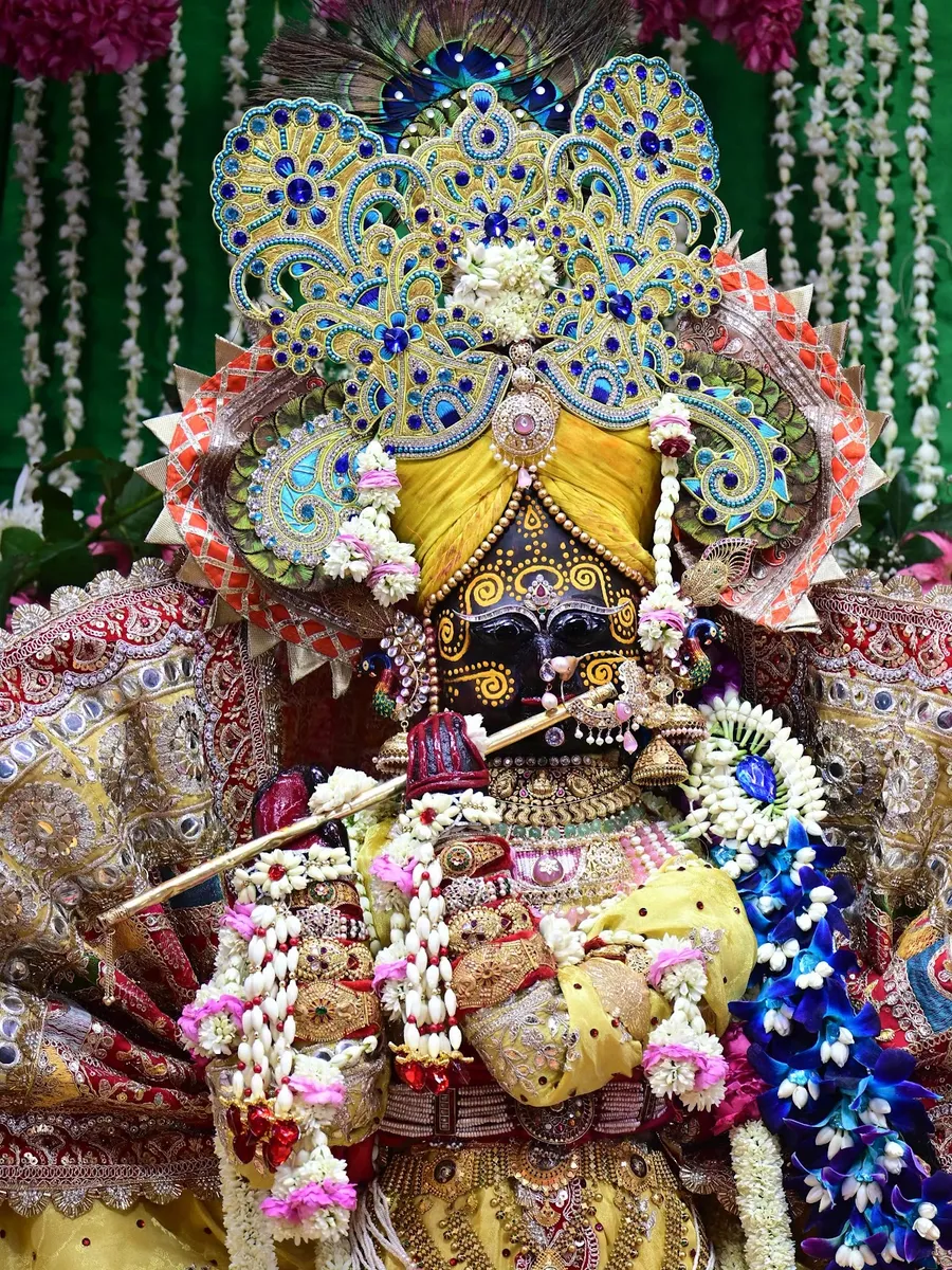 Shri Radhavallabh Lal Ji Temple, Vrindavan