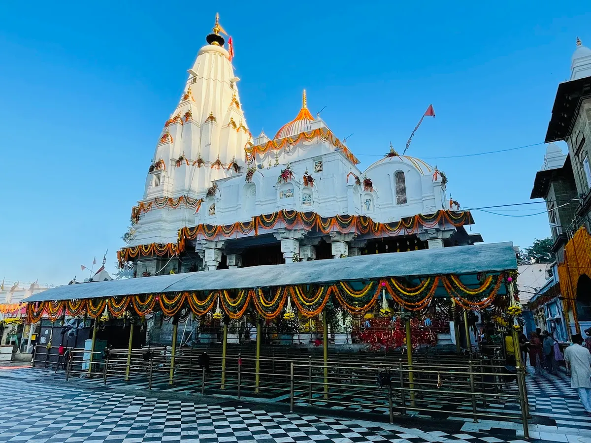 Shaktipeeth Shri Bajreshwari Devi Temple, Kangra