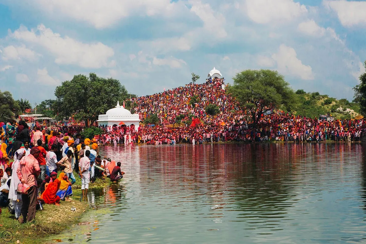 Shree Charbhuja Nath Ji Main Mandir