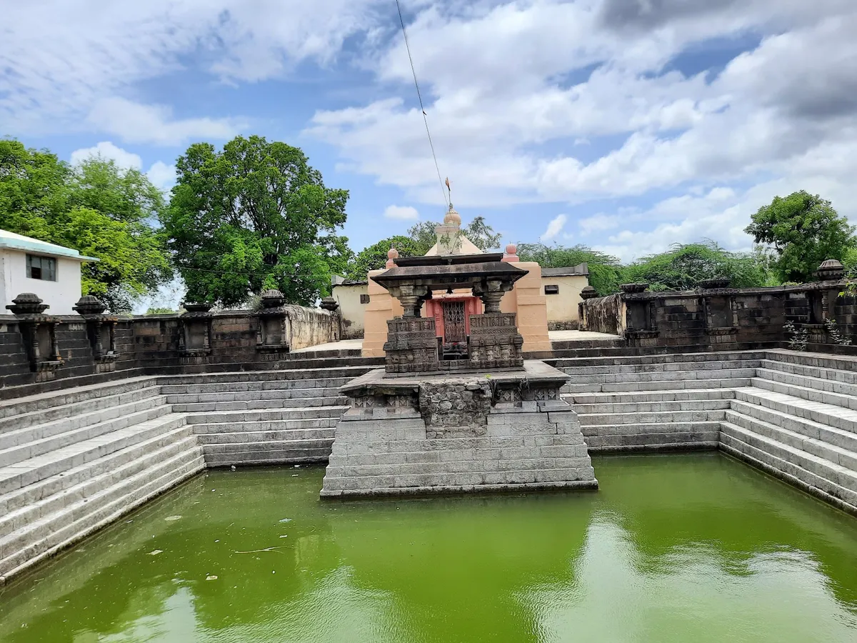 Chalukya style Shri Mallikarjuna Temple