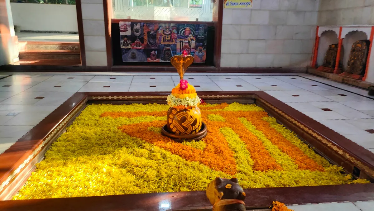 Khardeshwar Mahadev Temple