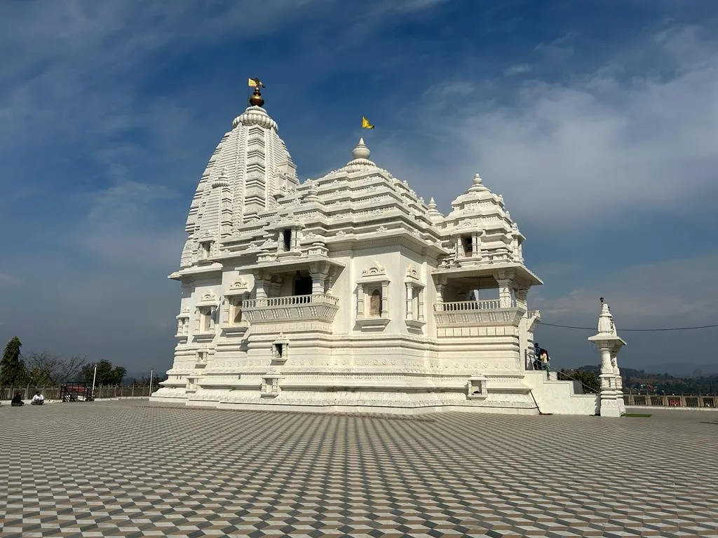 Radhe Krishna Temple baba badoh baroh tehsil