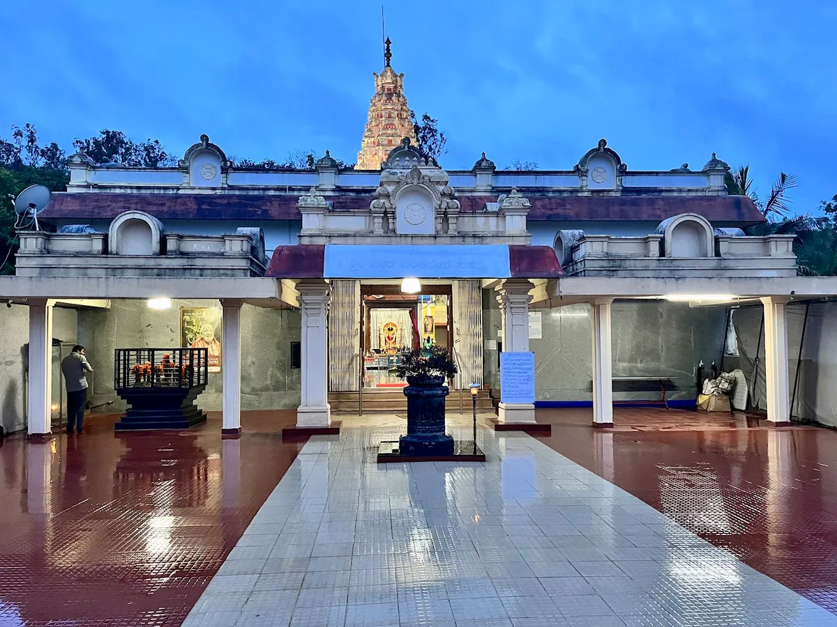 Hubballi Shri Kashimatha Venkataramana Temple