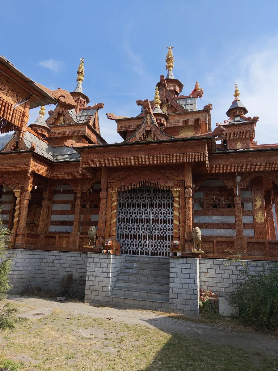 Nag Mandir Bari