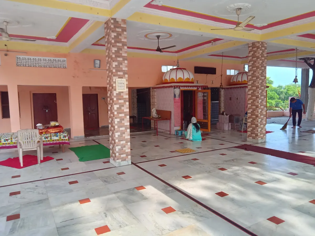 Shiv Mandir Arniala