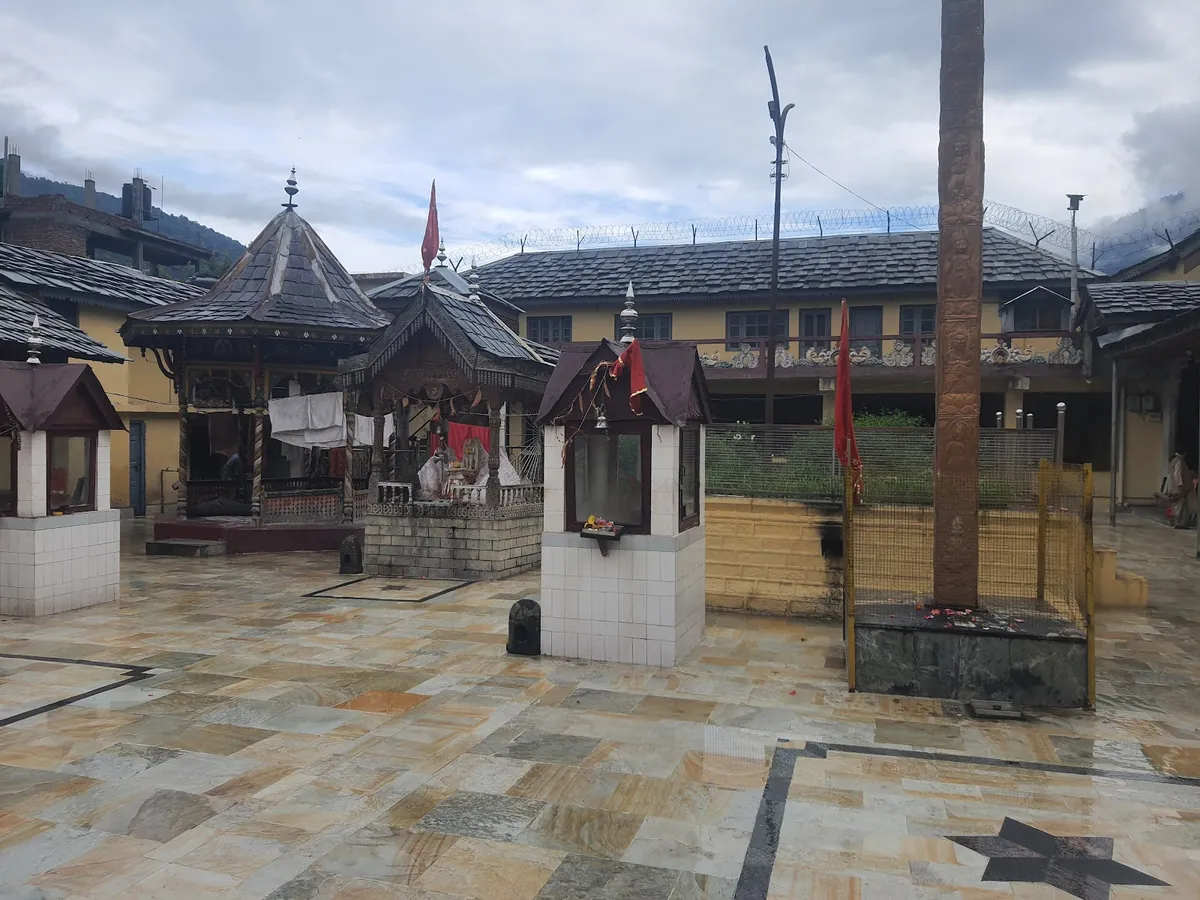 Shri Raghunath Temple, Kullu